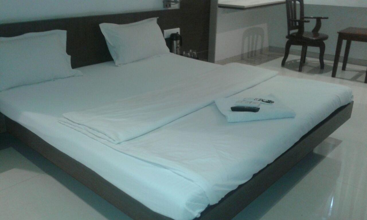 Sai Saya-Nashik Road Hotel Екстериор снимка